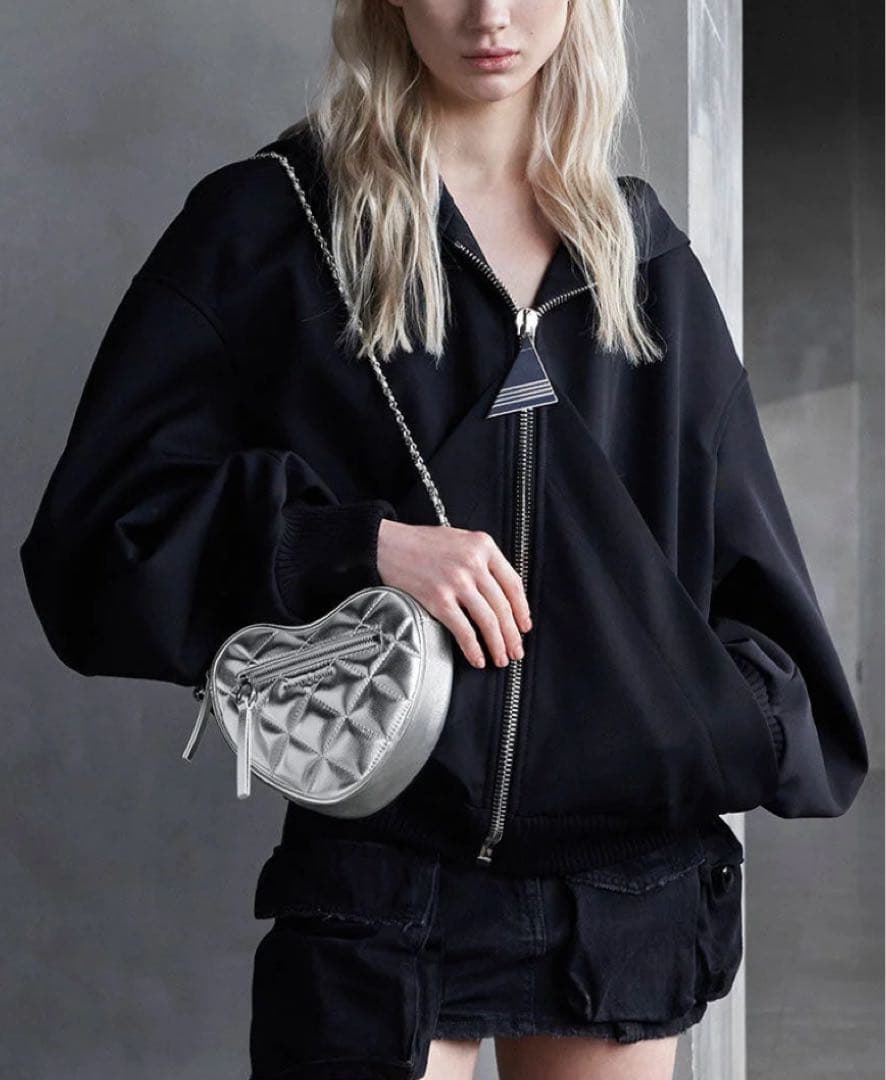 【新品未使用】チャールズ&キース 【新品未使用】チャールズ&キース