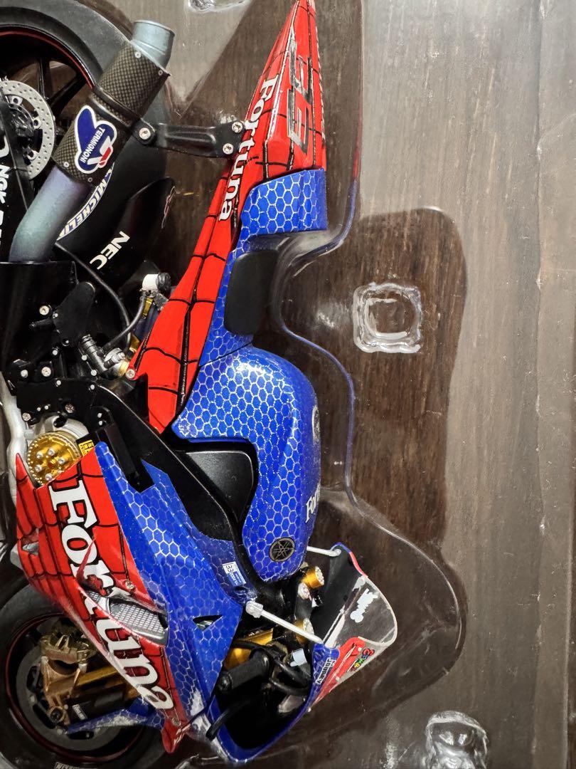 Yamaha YZR-M1 '04 完成モデル No.33 カスタム Yamaha YZR-M1 '04 完成モデル No.33 カスタム - メルカリ