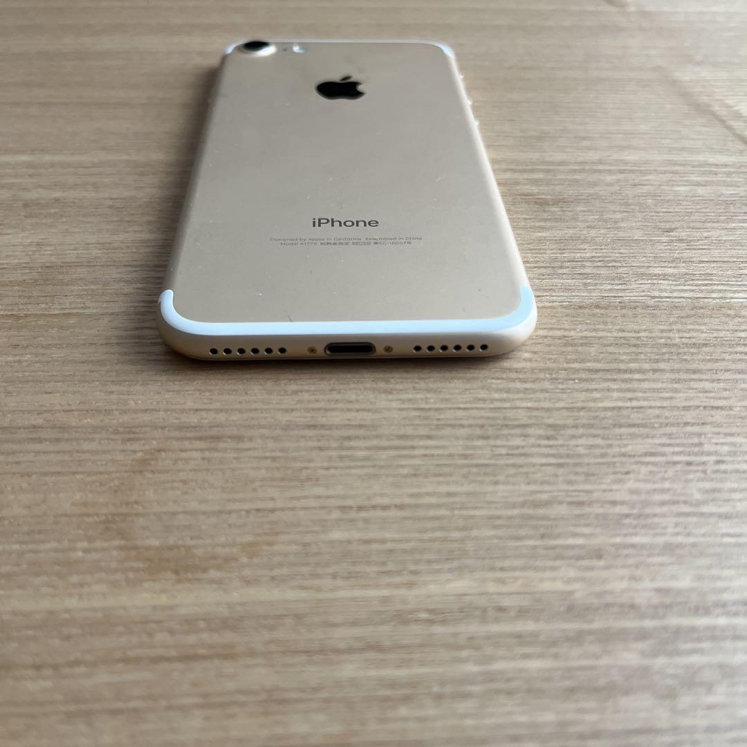 iPhone 7 ローズゴールド 32 GB バッテリー残量84%