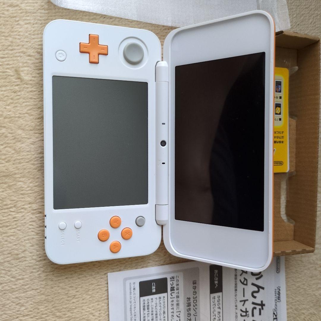 New Nintendo 2DS LL ホワイト/オレンジ