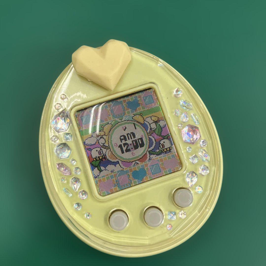 完動品‼️たまごっち 2012年 カラーイエロー