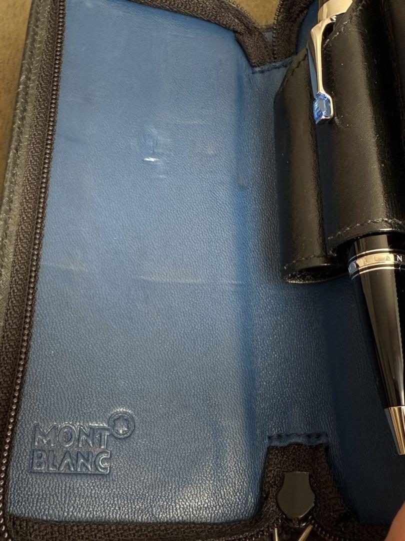 Mont Blancボールペン付きペンケース