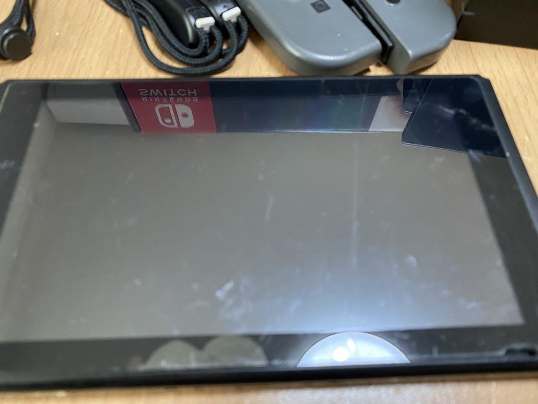 Nintendo Switch 本体 Joy-Con付き