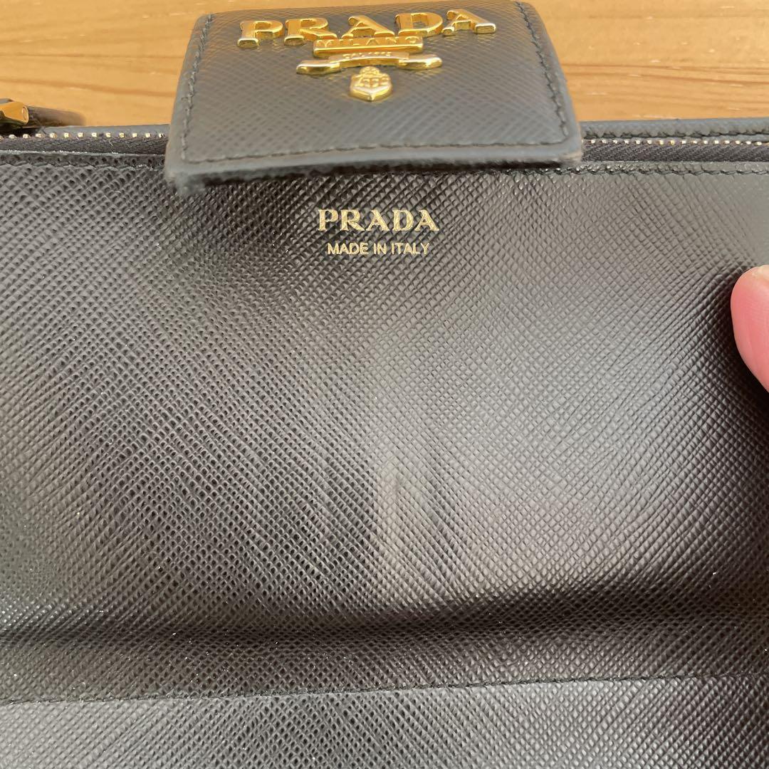 PRADA サフィアーノレザー 二つ折り財布 ブラック