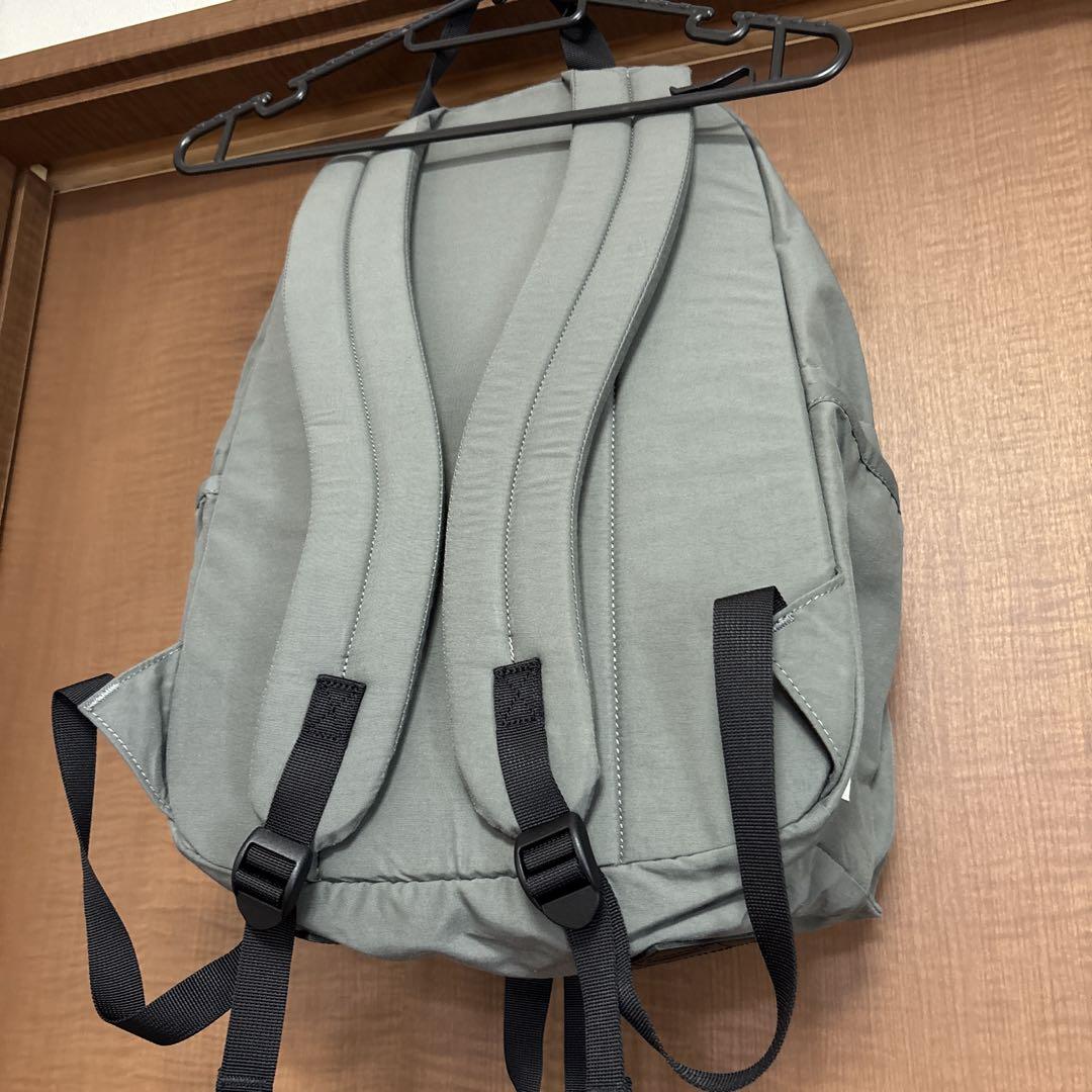 Mt RAINIER DESIGN WORKS デイパックリュック グレー