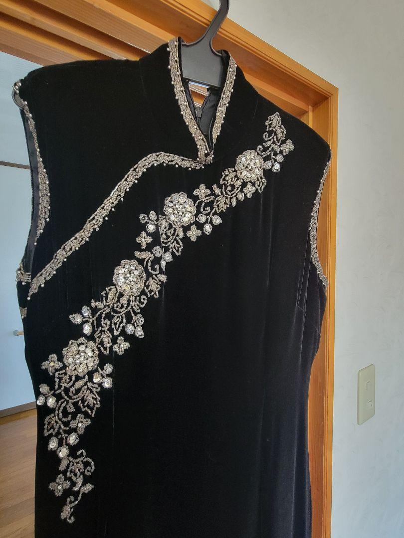 黒のビーズ手刺繍入りチャイナドレス★美品