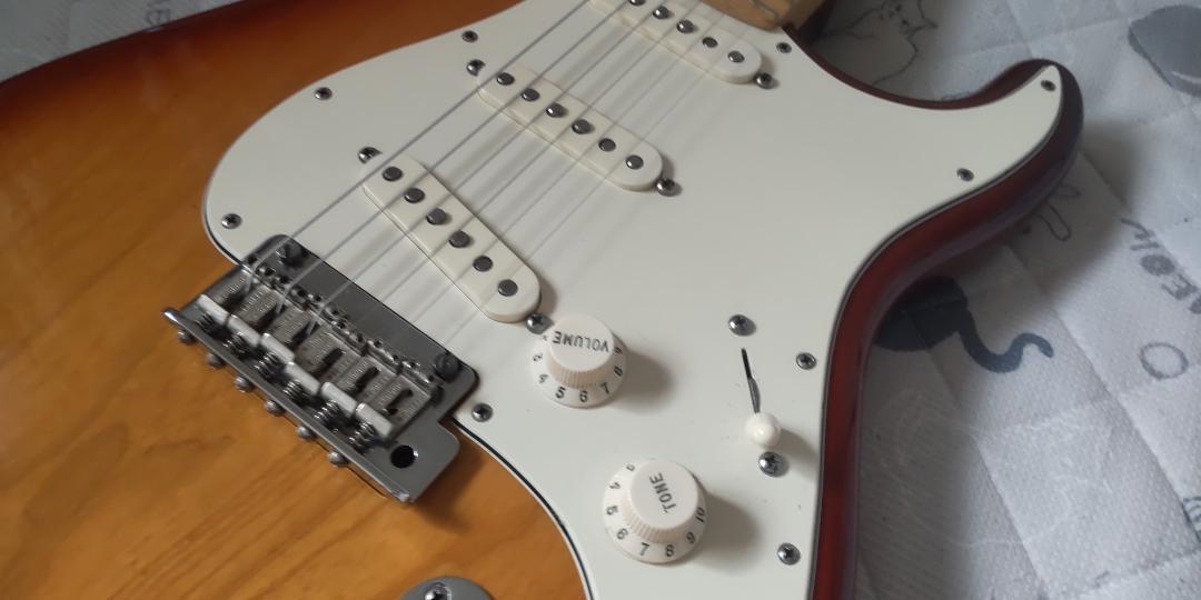 フェンダー　fender　ストラトキャスター　USA　アメスタ