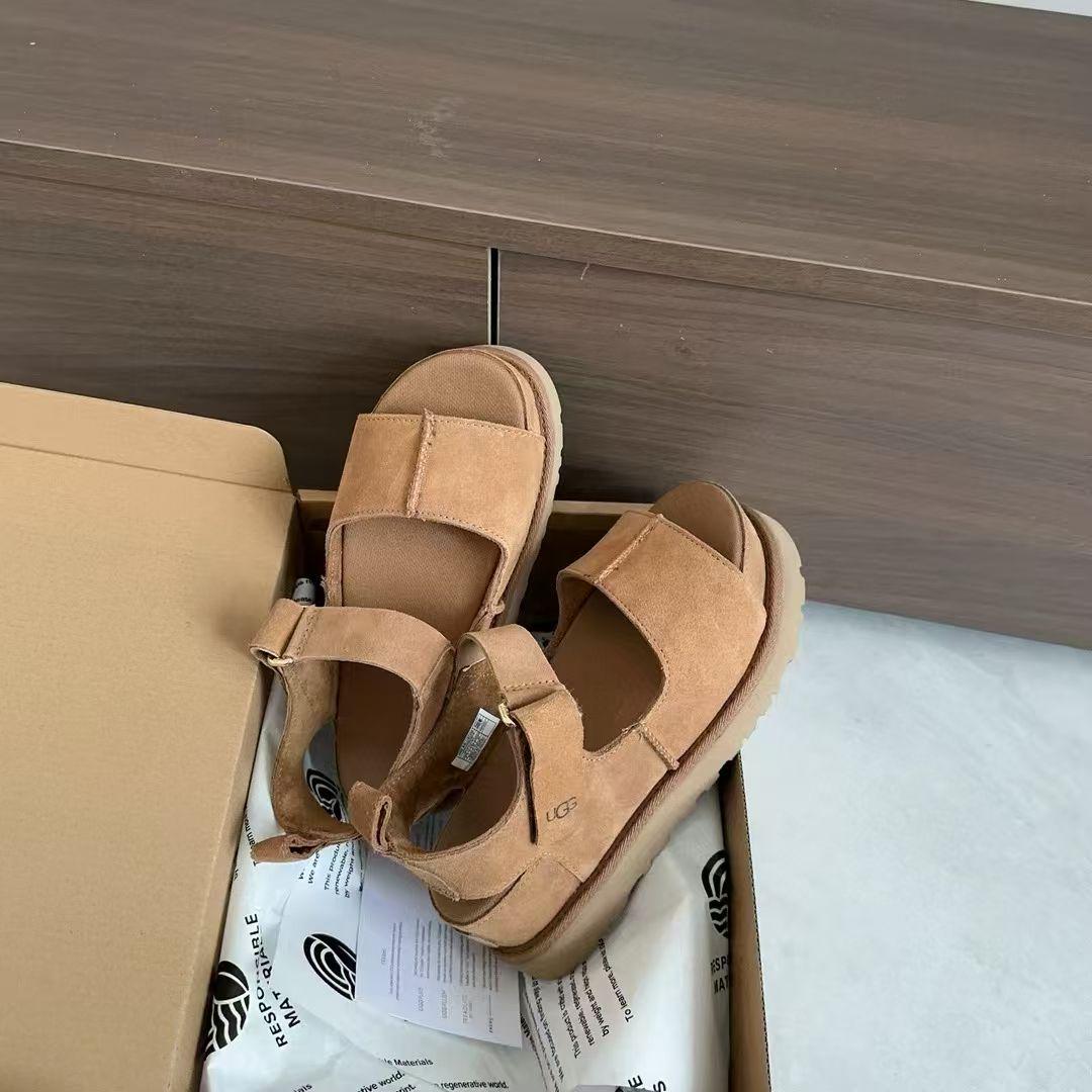 新品★ UGG ベージュ スエード サンダル@ y1