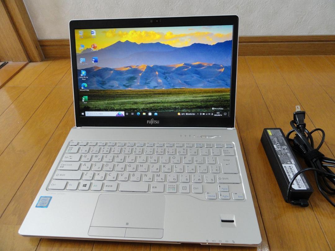 SSDとってもかわいい綺麗な FUJITSU SH75/B1　core i5