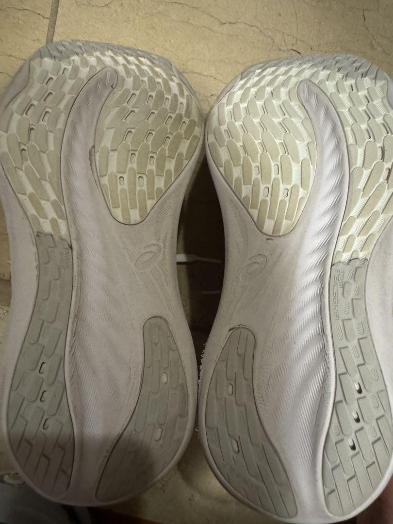 美品レアアシックスランニングシューズGEL-NIMBUS 26 PLATINUM