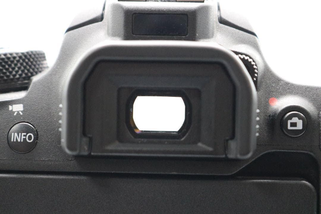 美品 【Canon EOS 9000D ダブルレンズセット】 Wi-Fi搭載