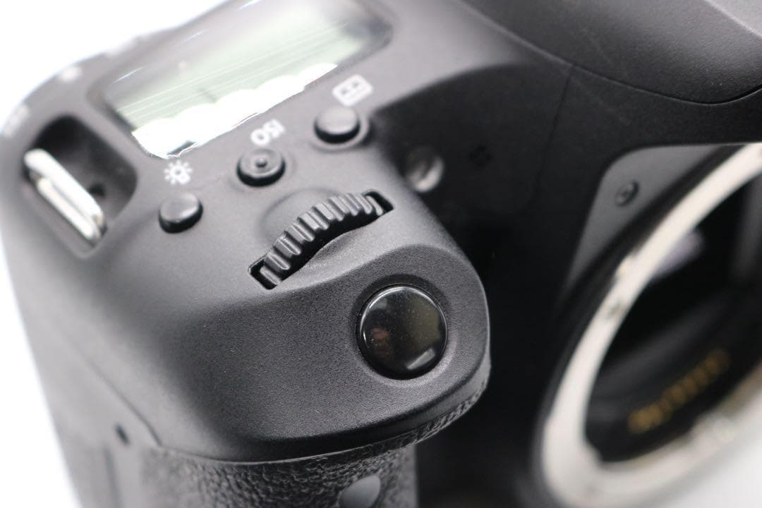 美品 【Canon EOS 9000D ダブルレンズセット】 Wi-Fi搭載