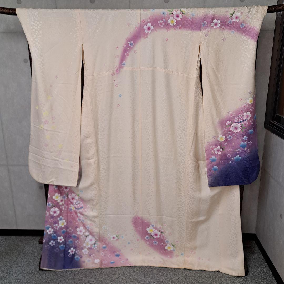 今お得な フルセット 正絹振袖 白地紫グラデーション桜柄 成人式 卒業式に最適 今お得な フルセット 正絹振袖 白地紫グラデーション桜柄 成人式 卒業式に最適