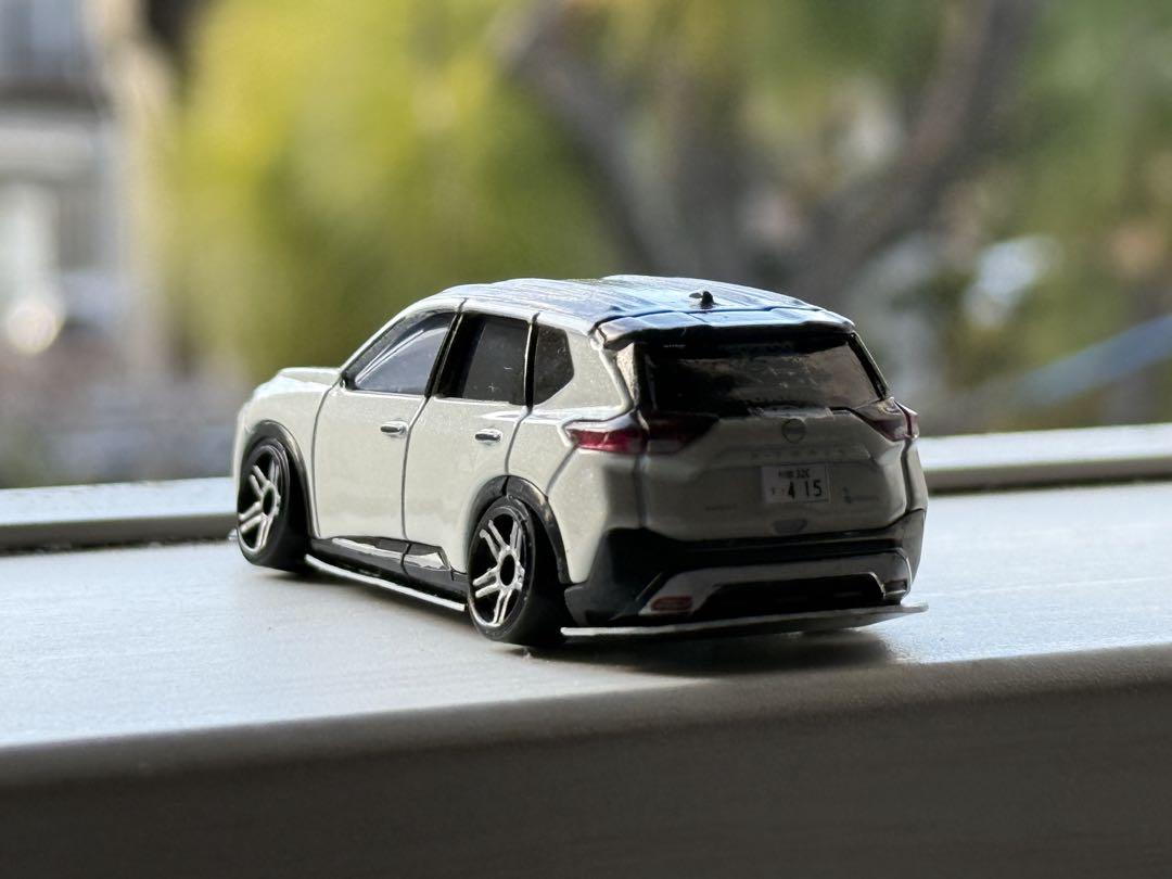 初回特別仕様 トミカ日産 エクストレイル フルエアロカスタム