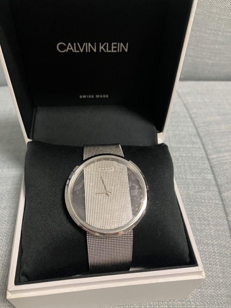 【6/18までの出品】 Calvin Klein CK手首時計 シルバー
