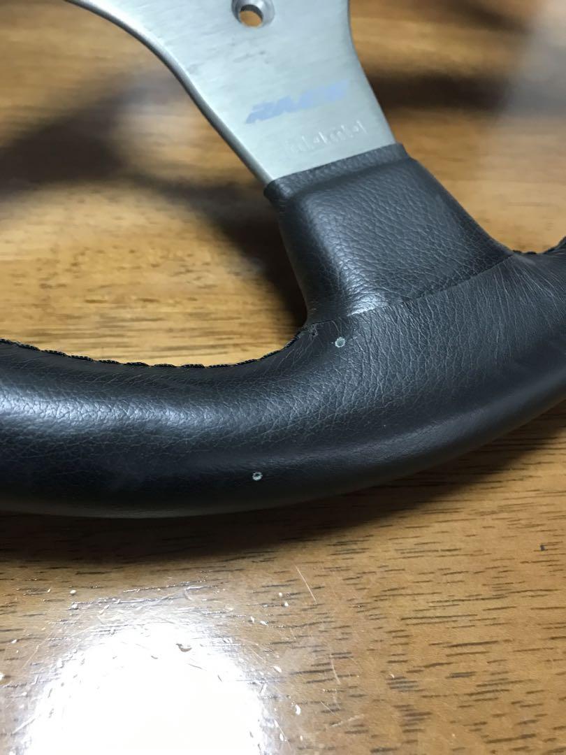 momoステアリング RACE TYP D32 中古美品