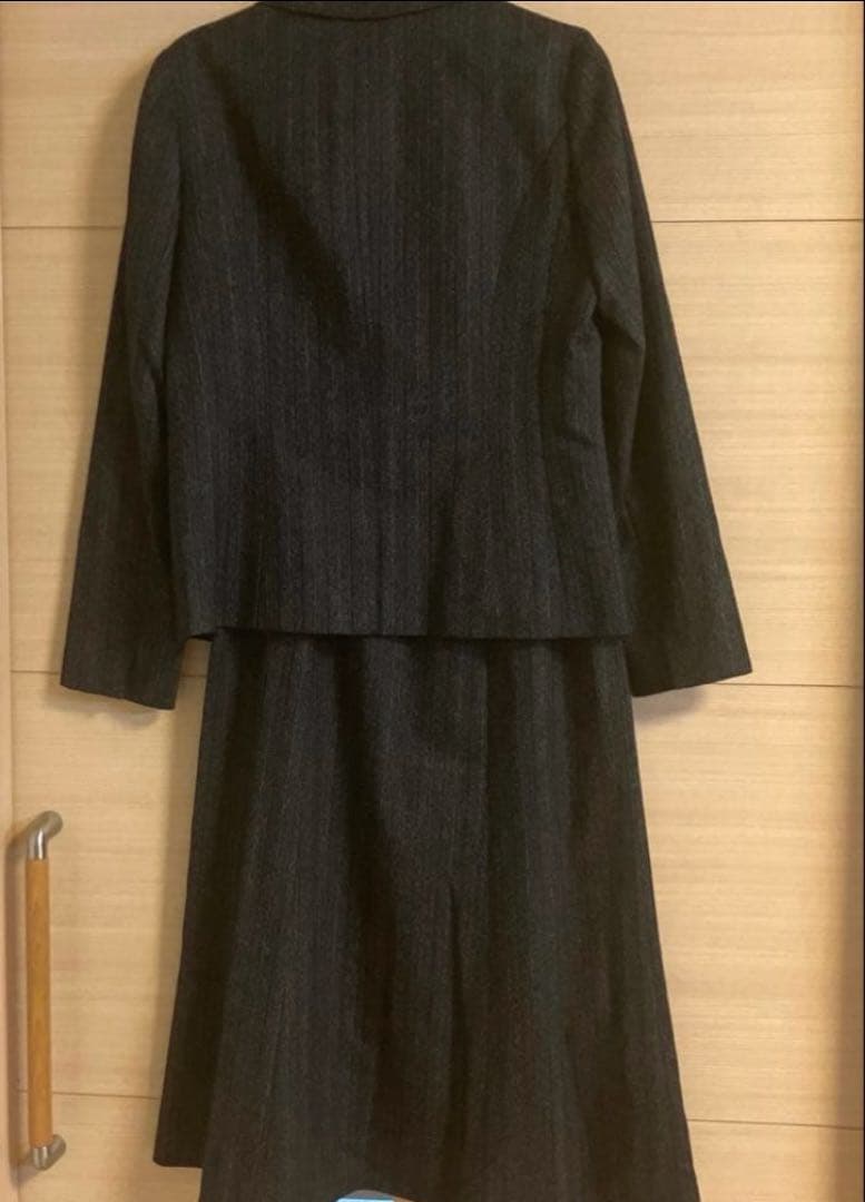 【⭕️1度のみ着用】ROCHAS ロシャス レリアン セットアップ M イタリア製 【⭕️1度のみ着用】ROCHAS ロシャス レリアン セットアップ M イタリア製