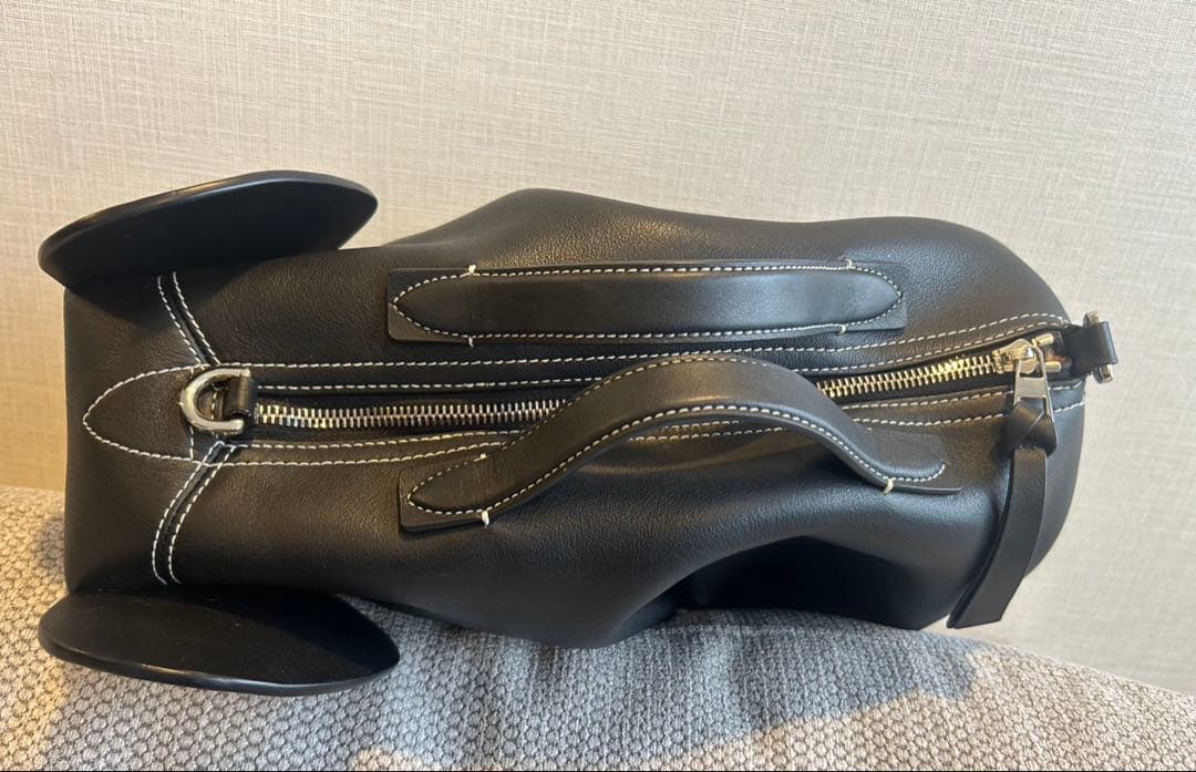 ロエベ　エレファントバッグ　ラージ　（クラッシックカーフ）