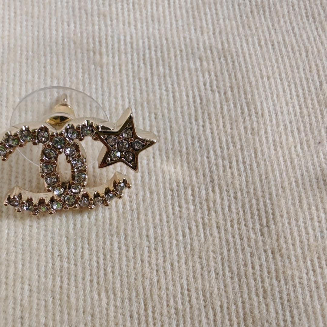 シャネル ココマーク ラインストーン ピアス シャネル ココマーク ラインストーン ピアス