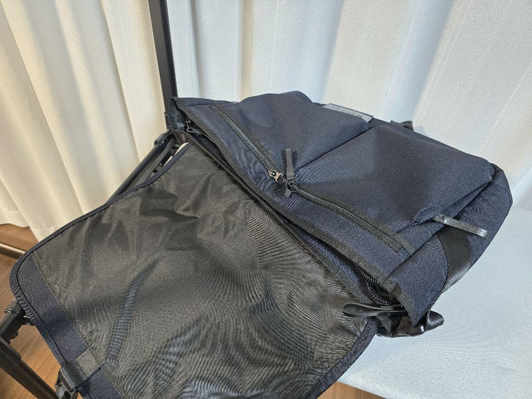 WHITEÂGE MOD.NAVY Messenger Bag L