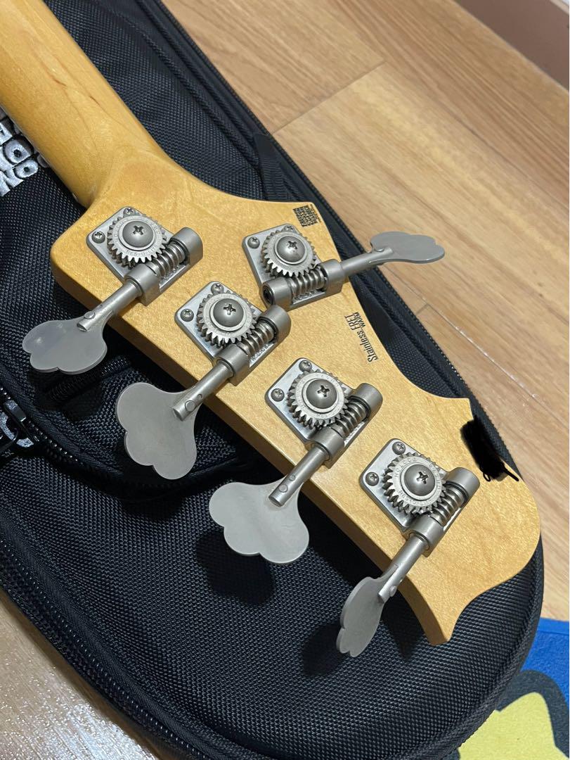ベース FREEDOM CUSTOM GUITAR RESEARCH RHINO 5st