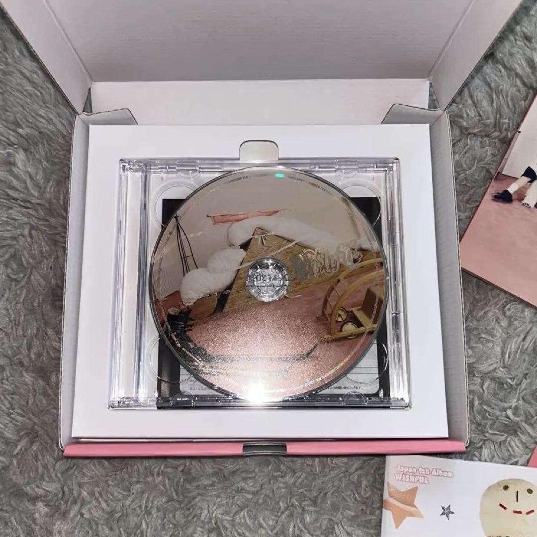 Japanese Edition] NCT WISH 1st Album - WISHFUL (CHRISTMAS