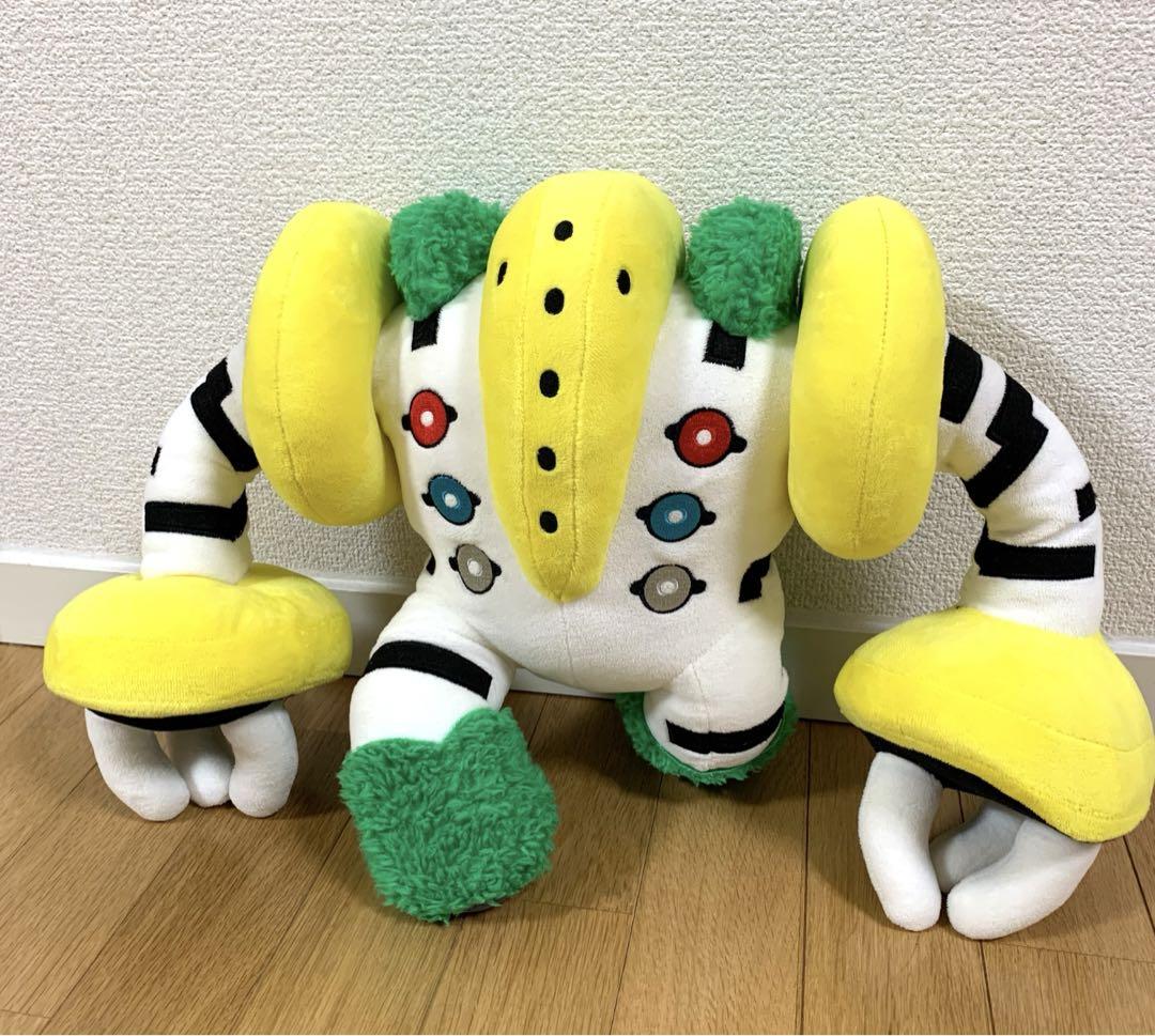 ポケモン ダイヤモンドパール　レジギガスぬいぐるみ