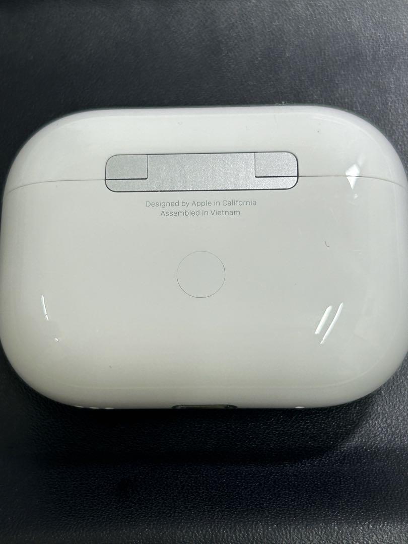 中古美品　AirPods Pro 第二世代　A2968 A3048-3047