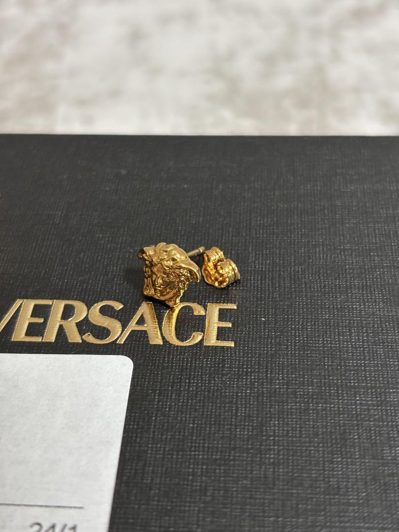 【関税込・国内発送】VERSACE＊メドゥーサ スタッド ピアス 早割ex スタッド メドゥーサ イヤリング JP VERSACE | ゴールド
