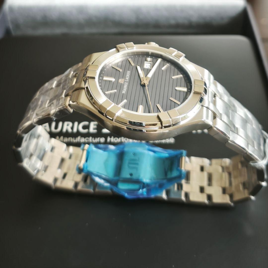 新品保護シール付き モーリスラクロア アイコン クォーツ 新品保護シール付き モーリスラクロア アイコン クォーツ