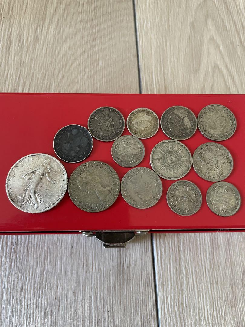 銀貨色々違う銀貨も出してます。