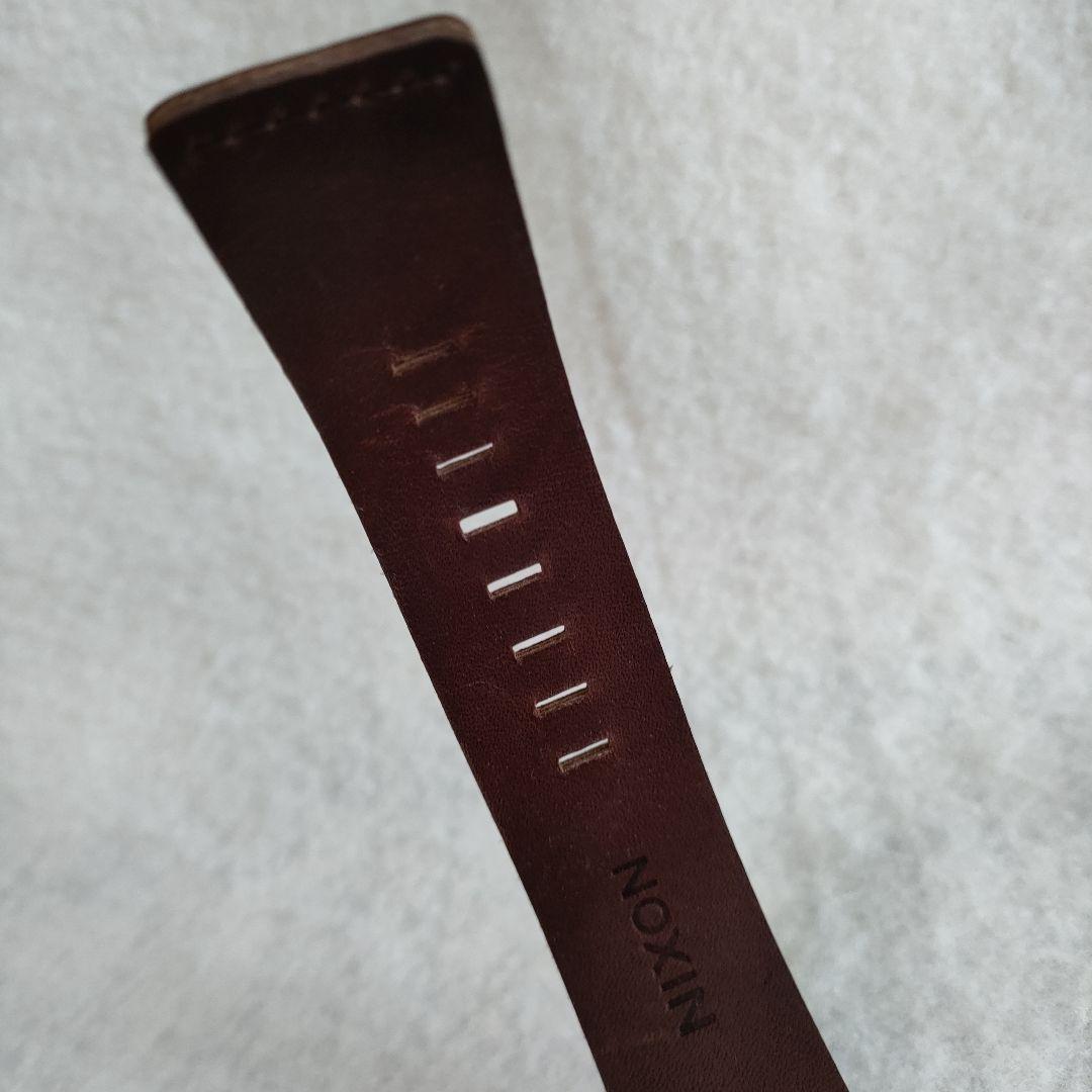 NIXON腕時計　革ベルト　CORPORAL BLACK/BROWN