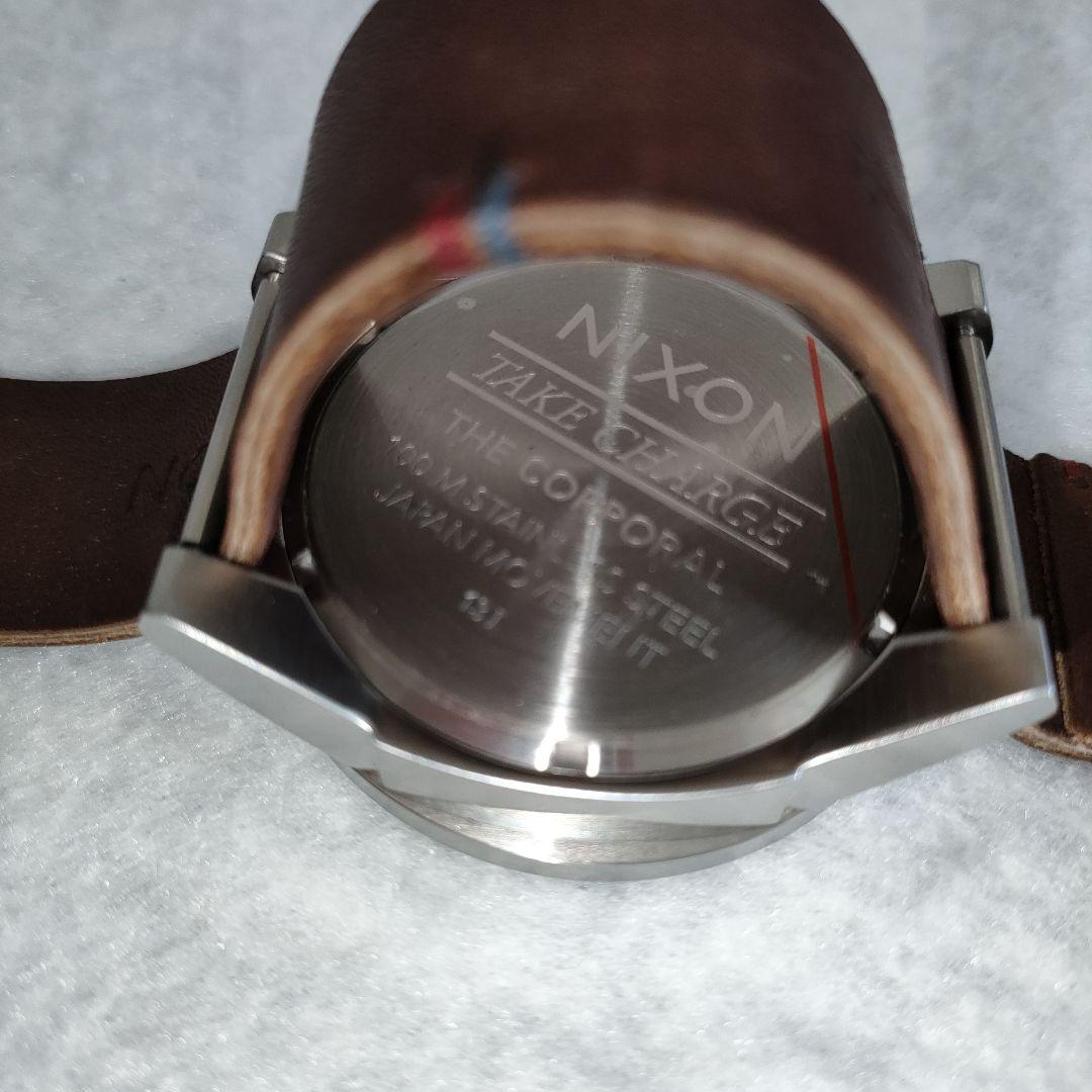 NIXON腕時計　革ベルト　CORPORAL BLACK/BROWN