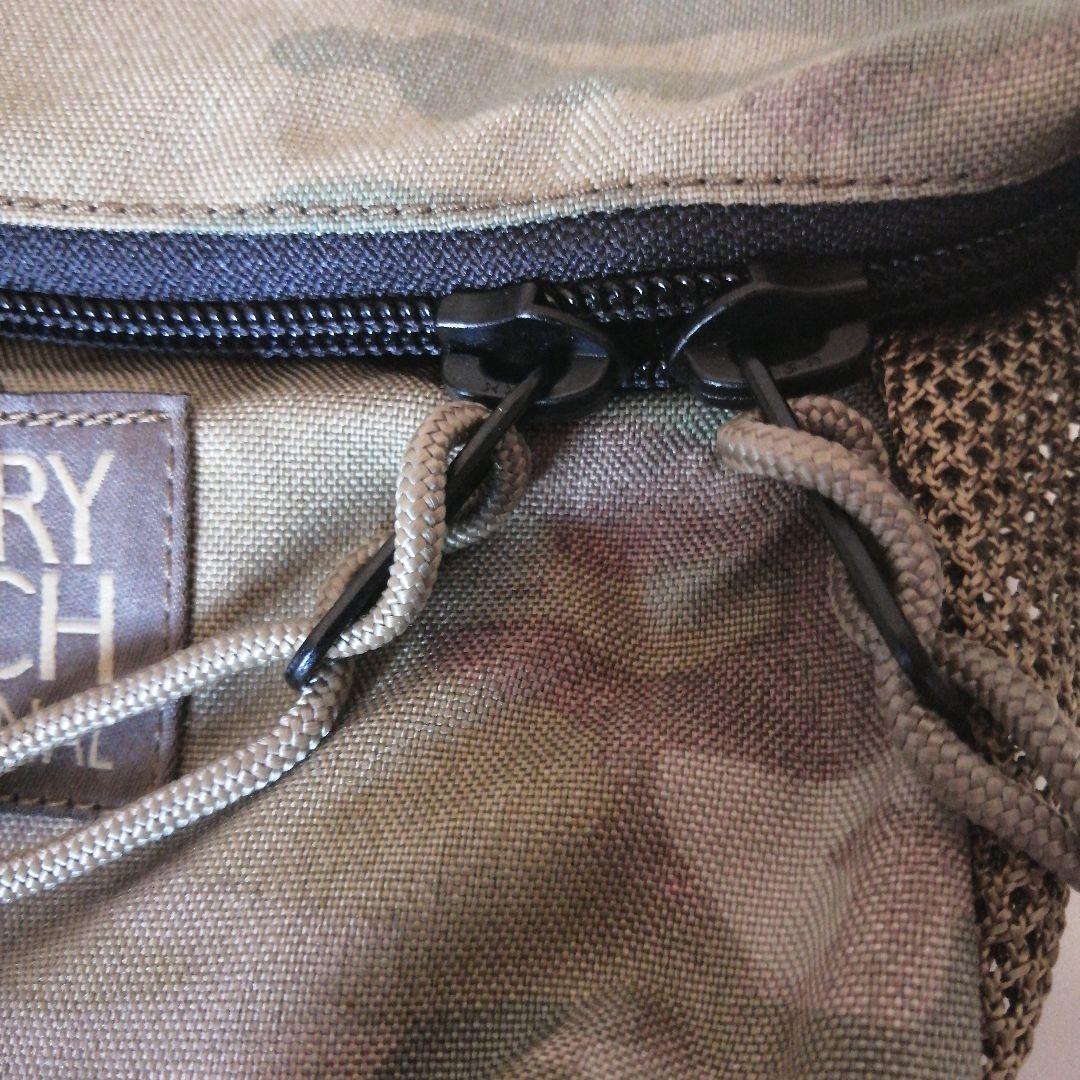 個人装備 Mystery Ranch Wet Rib