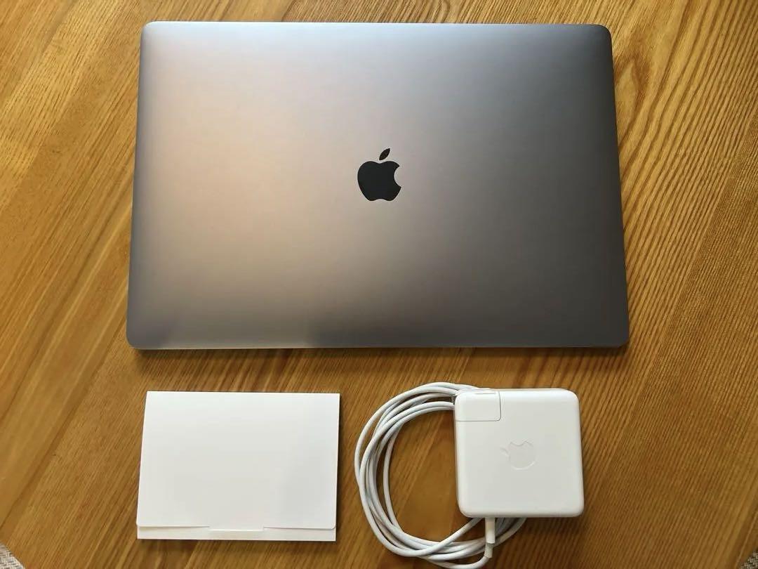 Apple MacBook Pro 15インチ 2017年製