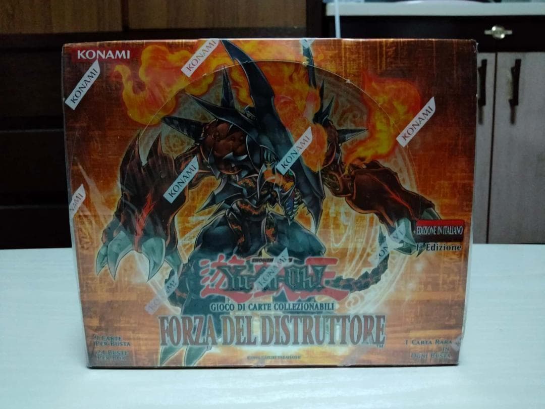 遊戯王 引退 FOTB ボックス イタリア目立った傷や汚れなし