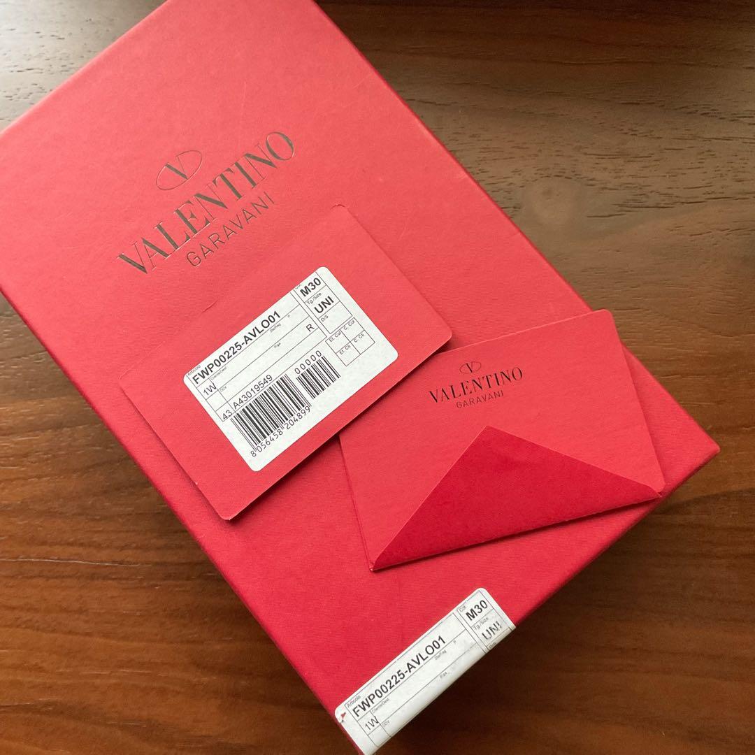 VALENTINO ロックスタッズ 長財布 ネイビー最高