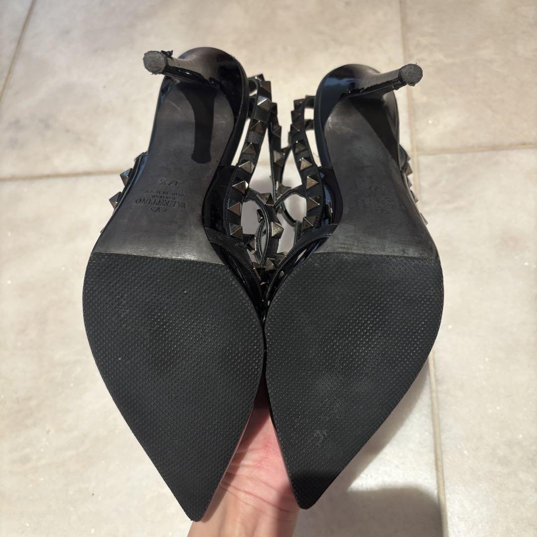 VALENTINO スタッズヒールパンプス