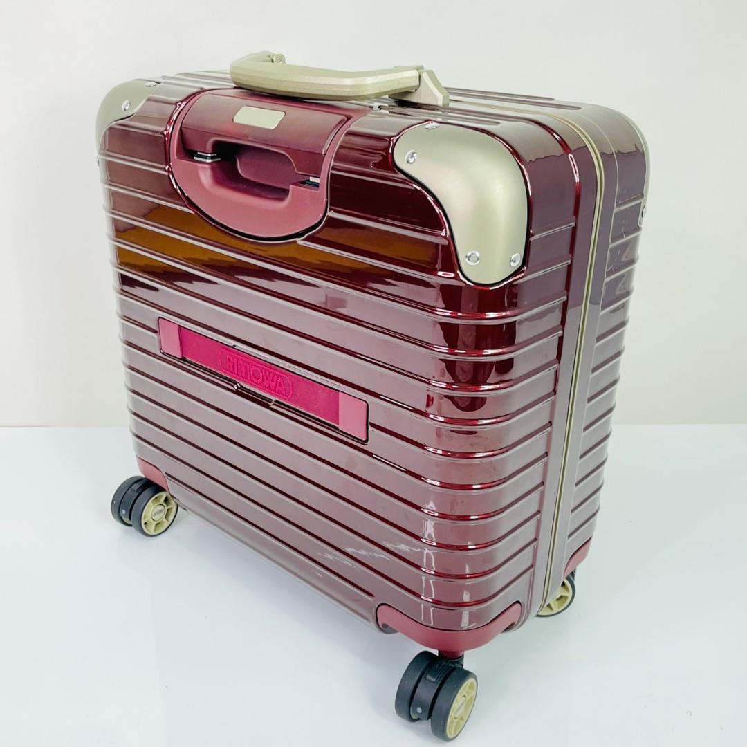 極美品！リモワ RIMOWA LINBO 4輪 トラベルキャリー　27L