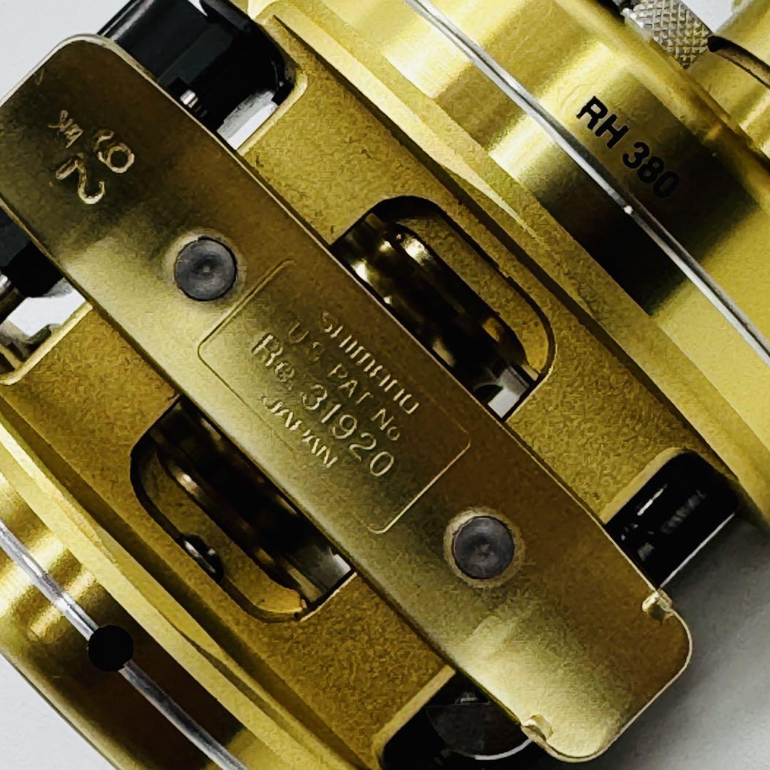 【美品】シマノ　カルカッタ 200XT スペアハンドル付