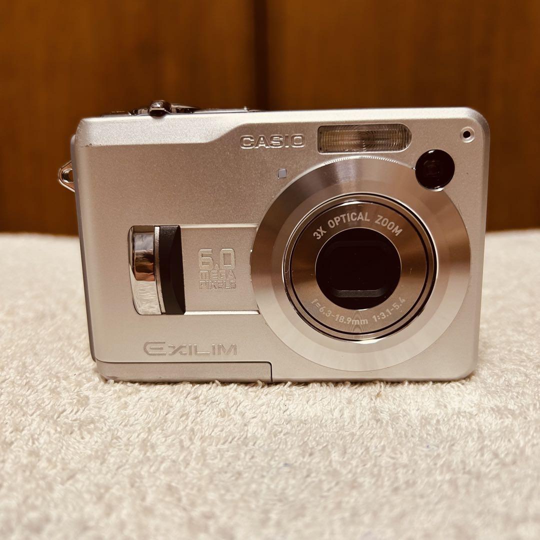 【美品】CASIO EXILIM EX-Z110 単三電池対応 カシオ オールドコンデジ CASIO EXILIM EX-Z110 単3電池駆動