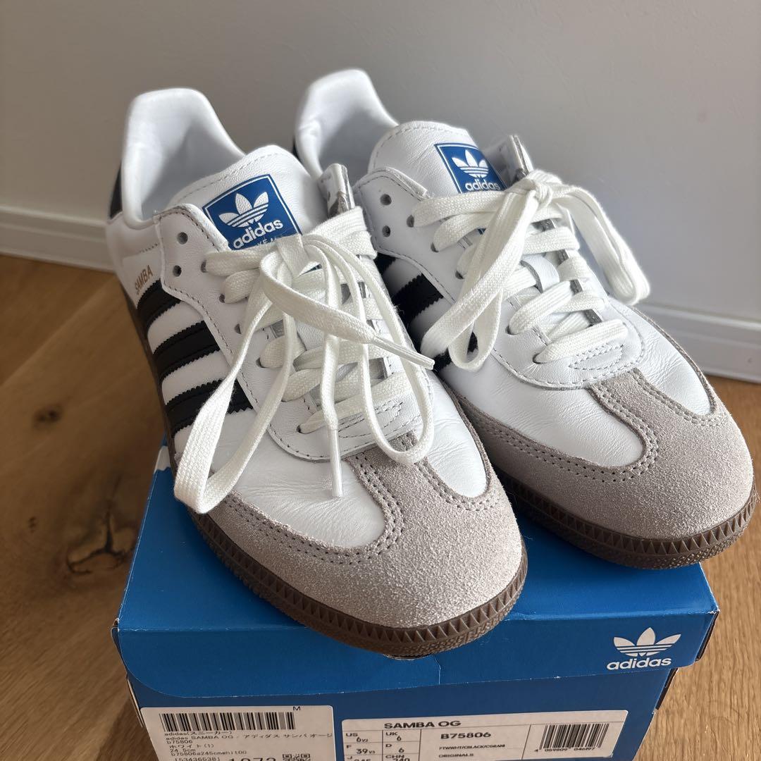 はっちゃん　アディダス サンバ BAPE®︎ × UNDEFEATED × adidas】ZX 8000 & コラボコレクション