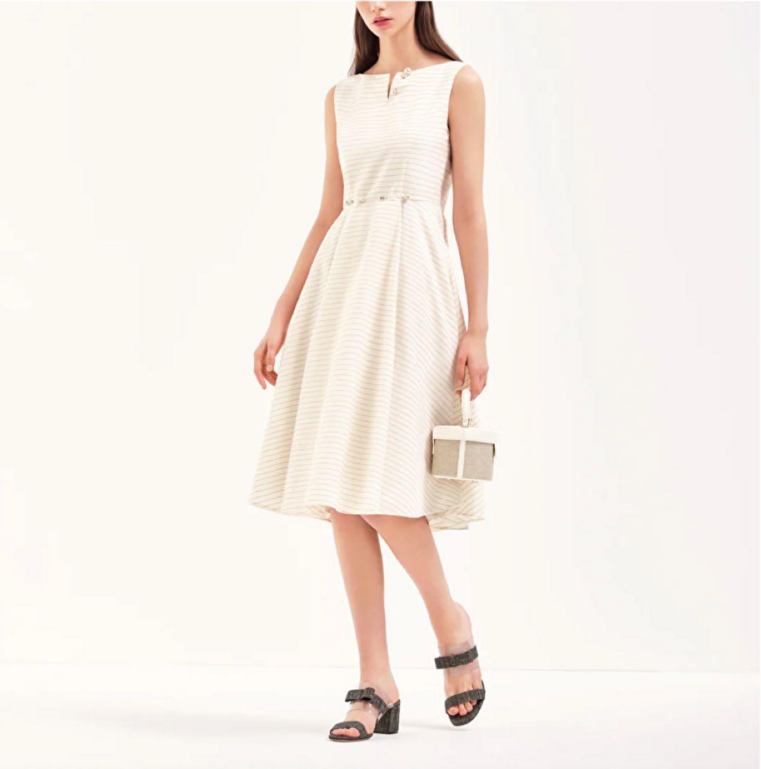 定価14.3万✨美品 フォクシー ロングワンピース 2023年 現行 定価14.3万✨美品 フォクシー ロングワンピース 2023年 現行