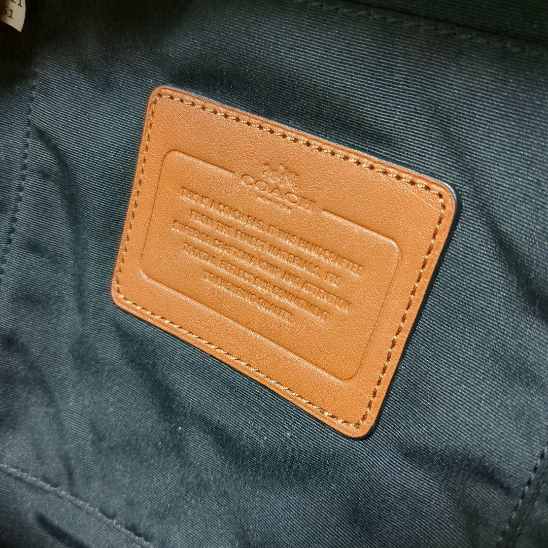 COACH　レザーボディバッグ　F71751　チャーム付き　ブラック×ブラウン