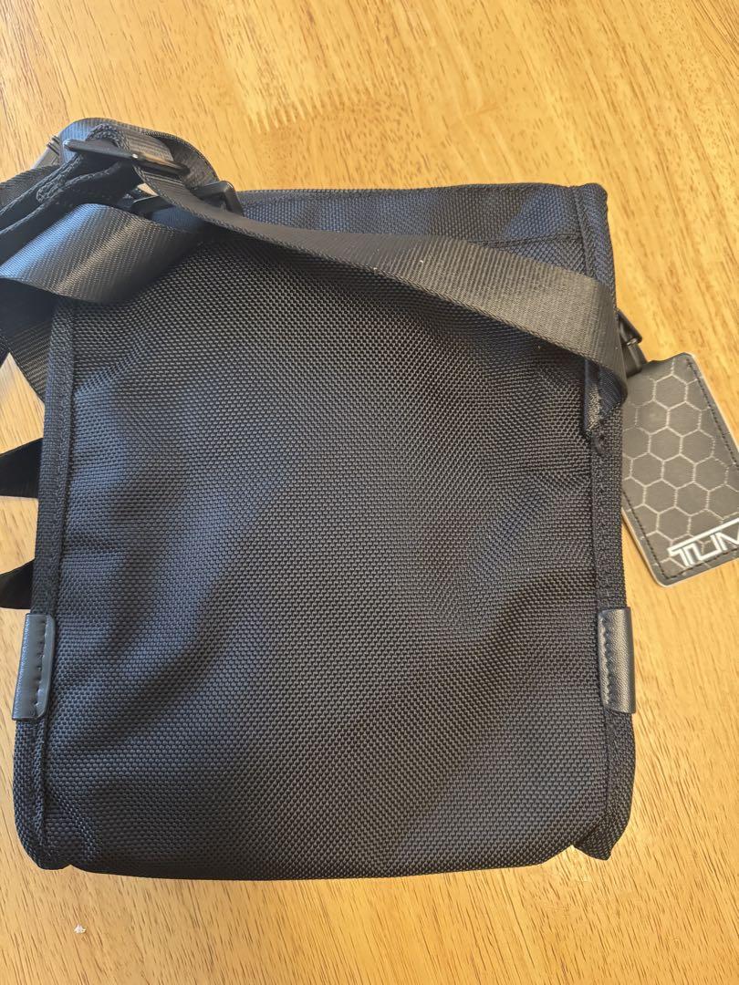 TUMI ALPHA ポケットバックスモール22303110DW0E
