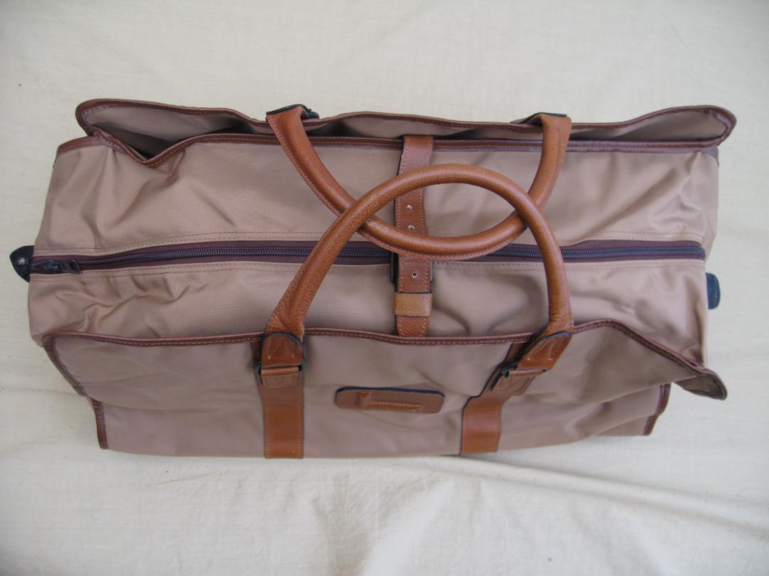 ☆　LANCEL ナイロン系ボストンバッグ　色ベージュ　美品　☆