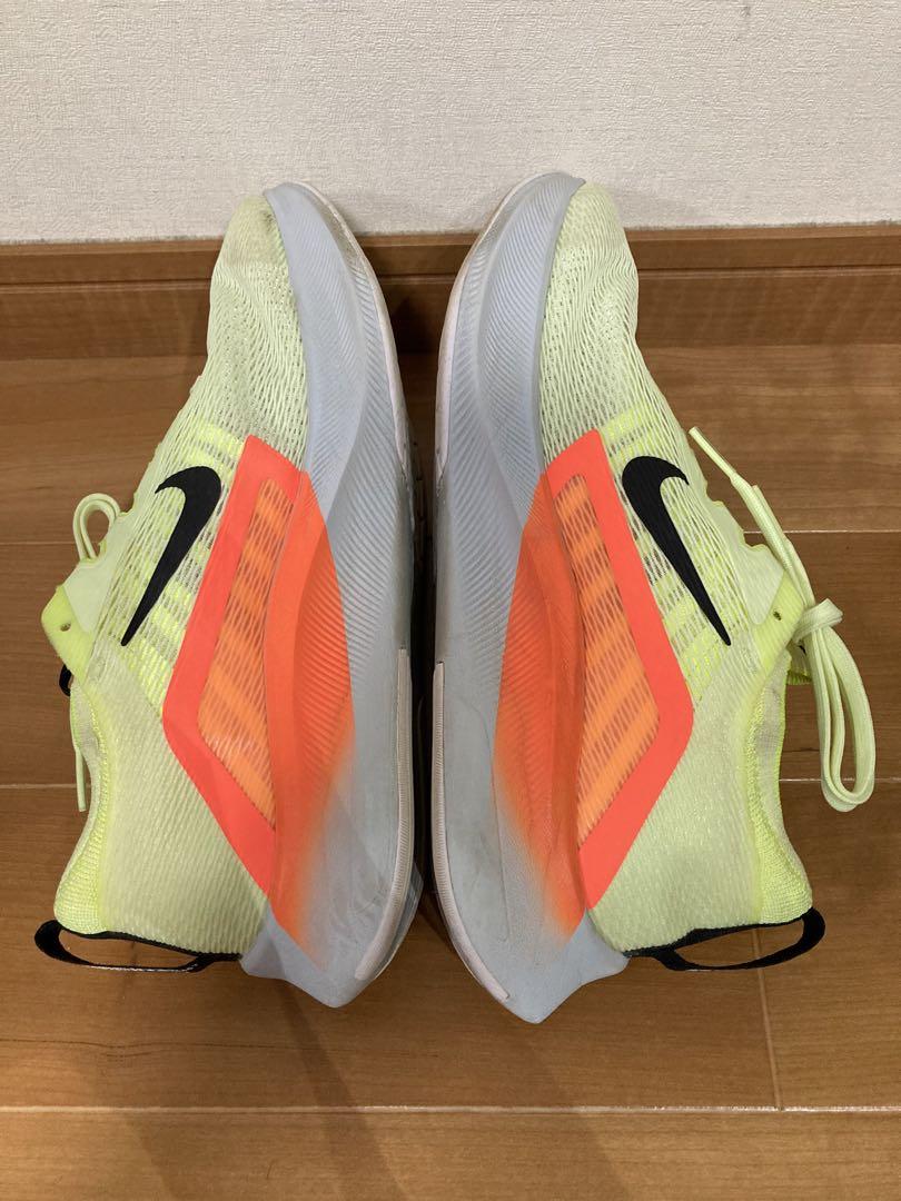 NIKE ズームフライ4