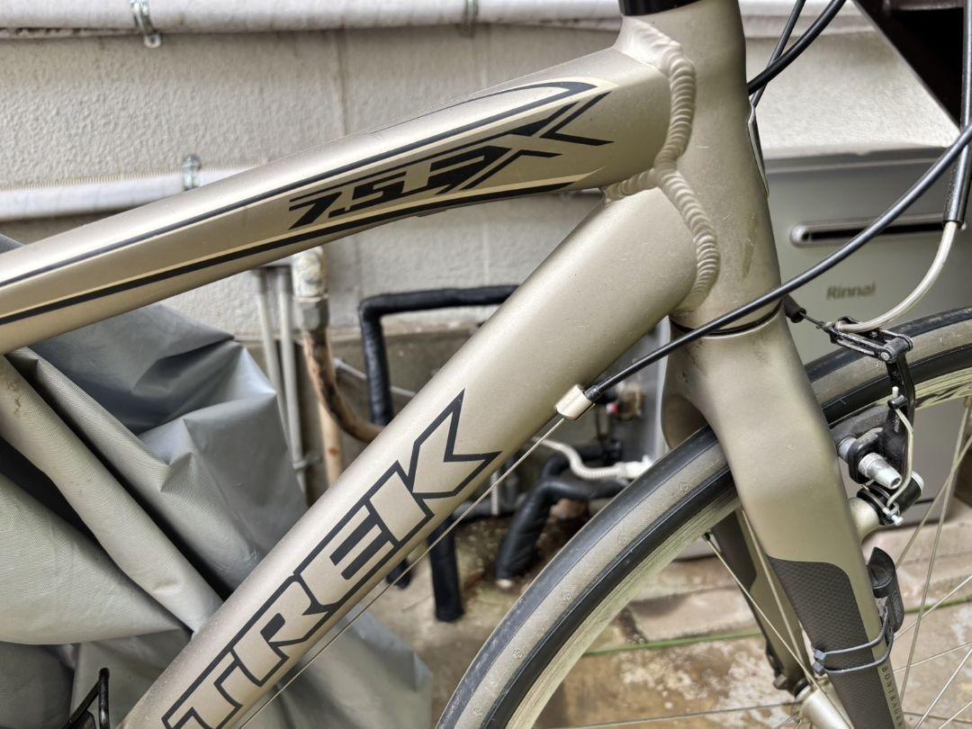 【たなかさま専用】Trek 7.5FXクロスバイク 前面バスケット付