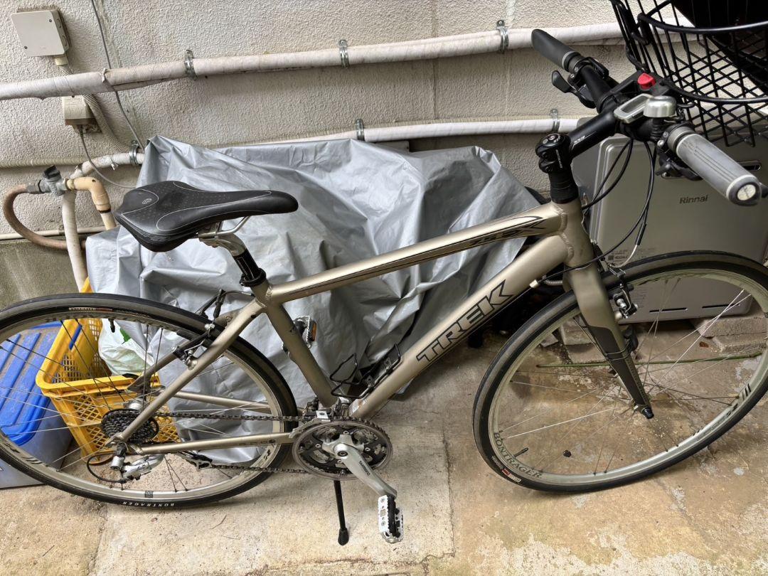 【たなかさま専用】Trek 7.5FXクロスバイク 前面バスケット付