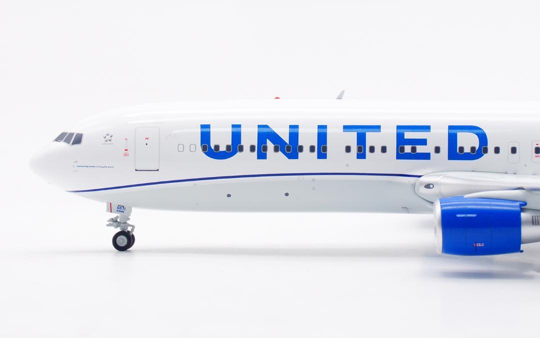 B767-300